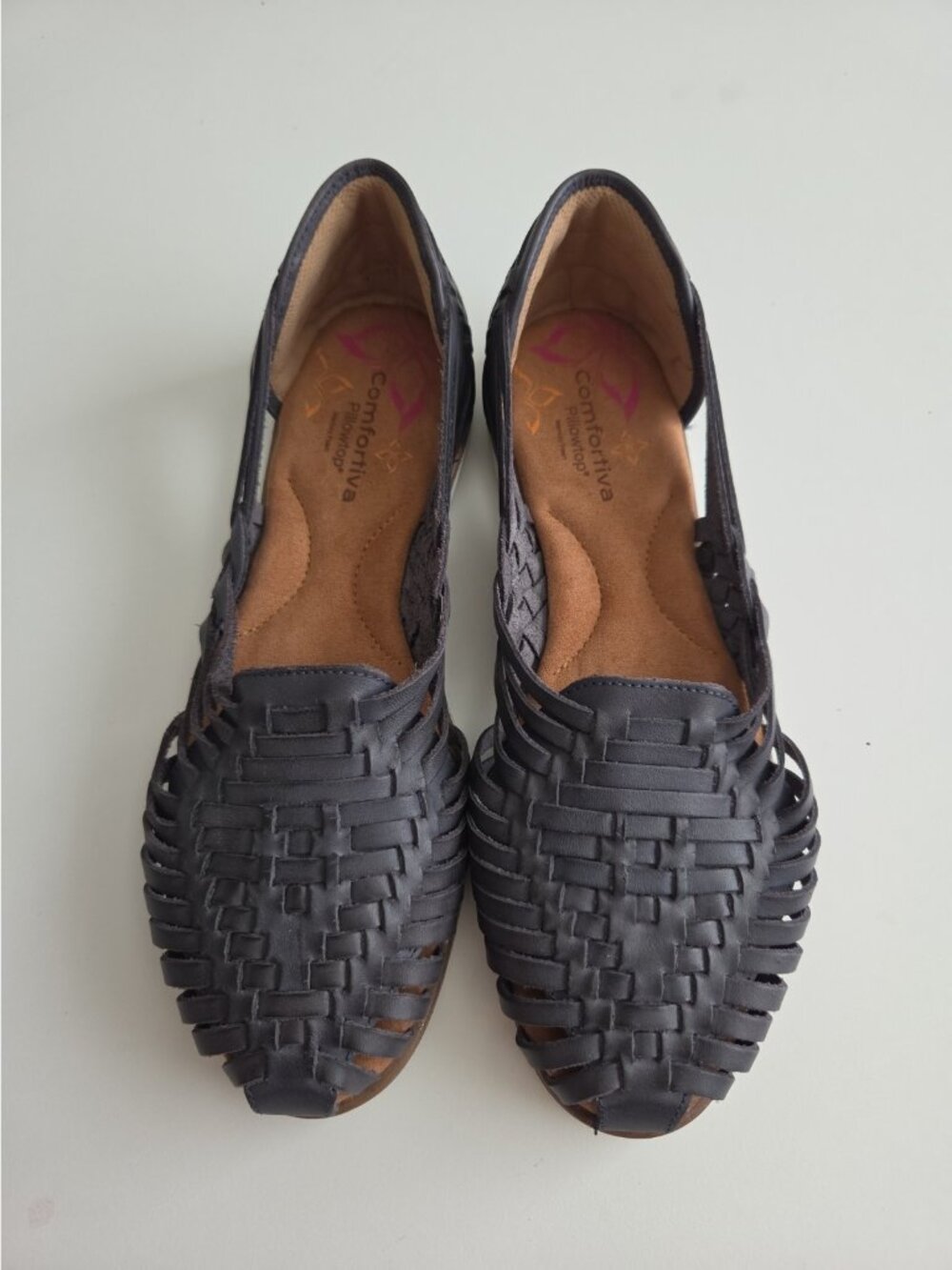 Comfortiva Womens Rainer Sandals Size 8M Navy Leather Huarache